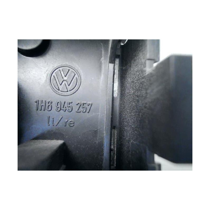 Platine feu arriere gauche VOLKSWAGEN GOLF 3 CABRIOLET d’occasion
