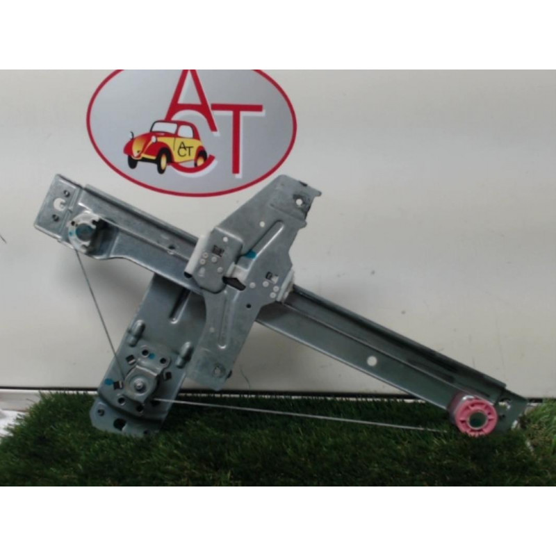 Leve vitre mecanique arriere droit PEUGEOT 207 PHASE 2 d’occasion
